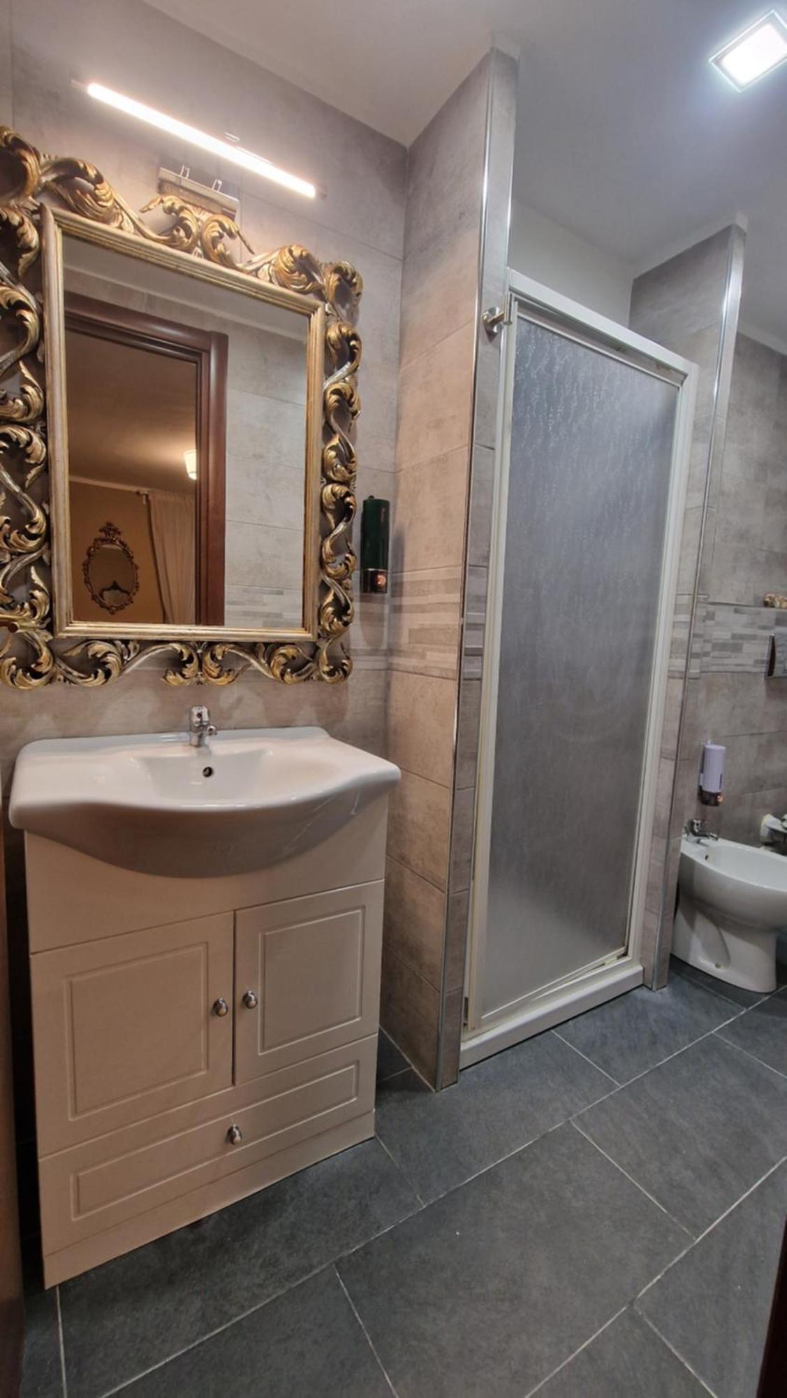 La Casa Tra I Caruggi Apartment เจนัว ภายนอก รูปภาพ