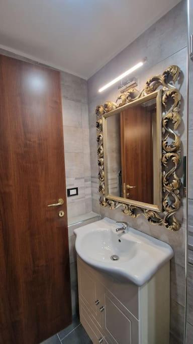 La Casa Tra I Caruggi Apartment เจนัว ภายนอก รูปภาพ